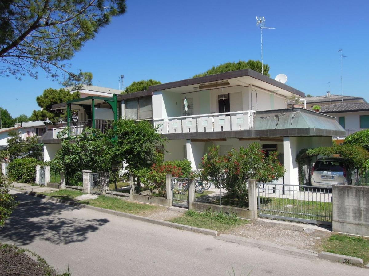 Condominio Villa Verde Bibione Buitenkant foto